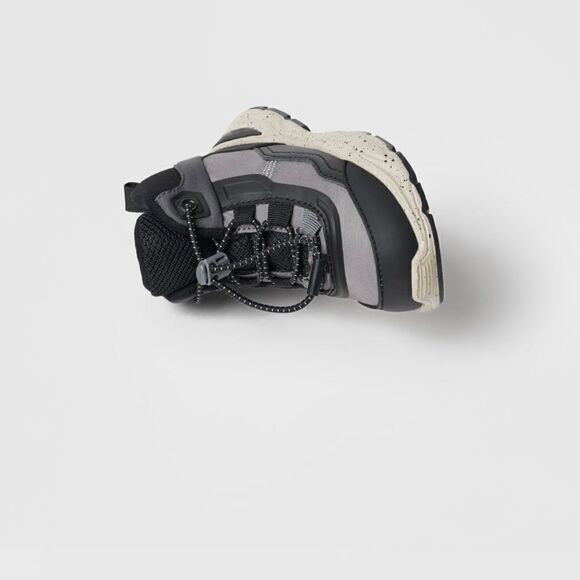 Zara BABY/ CONTRASTING HIGH TOPS size 8 - Picture 1 of 8